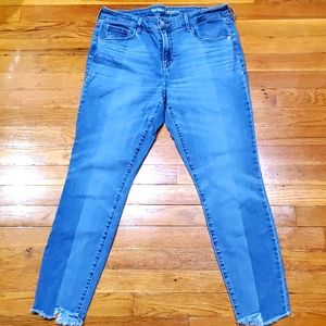 Mid-Waisted Rockstar Super Stretch Skinny